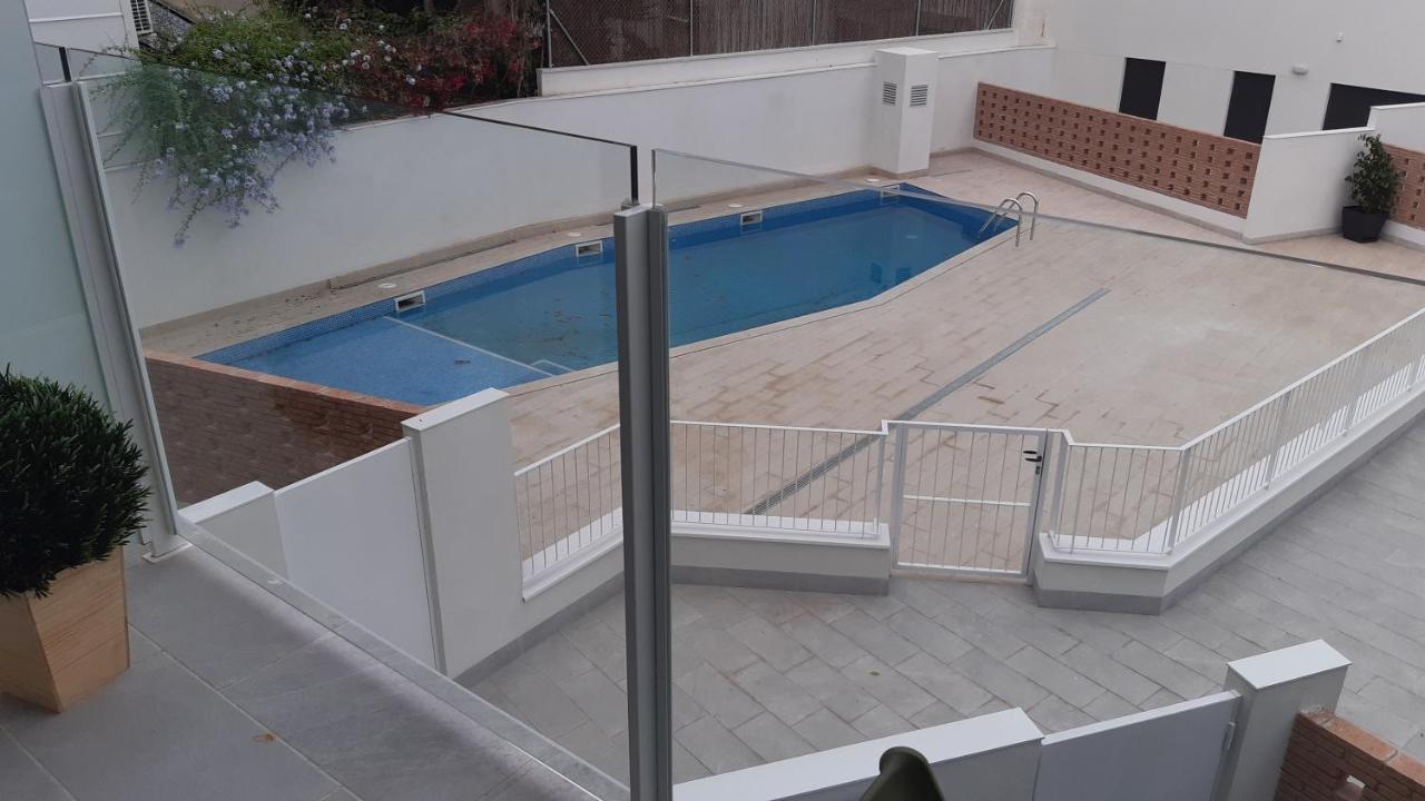 New Beside Sitges With Pool Beside Beach ヴィラノヴァ・イ・ラ・ジェルトル エクステリア 写真
