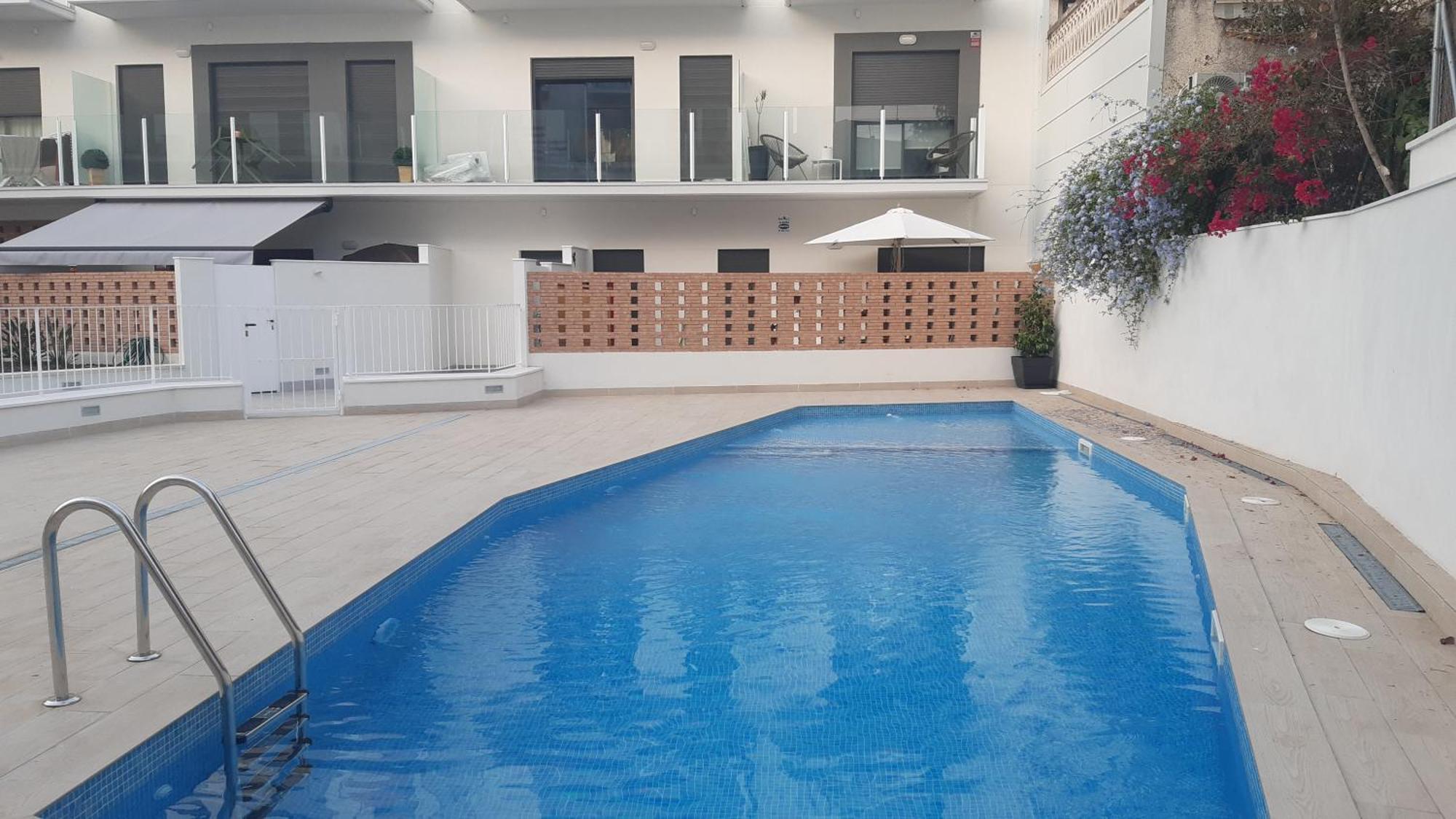 New Beside Sitges With Pool Beside Beach ヴィラノヴァ・イ・ラ・ジェルトル エクステリア 写真